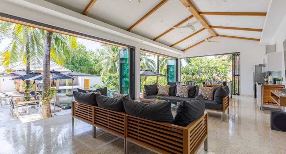 For sale 4 bedrooms villa in Mueang Phuket, Phuket