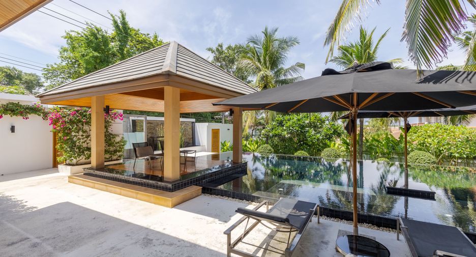 For sale 4 bedrooms villa in Mueang Phuket, Phuket