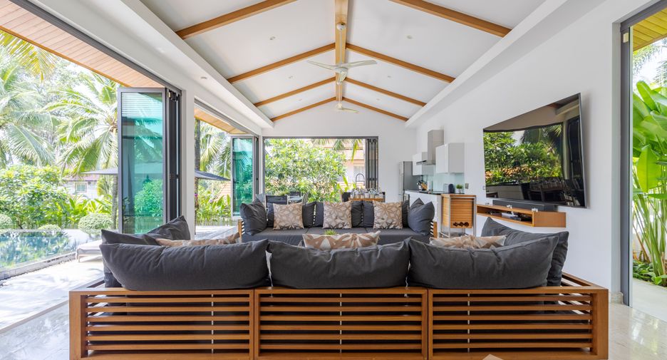 For sale 4 bedrooms villa in Mueang Phuket, Phuket