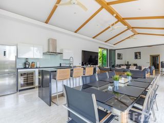 For sale 4 bedrooms villa in Mueang Phuket, Phuket