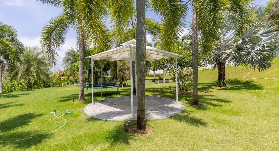 For sale 4 bedrooms villa in Mueang Phuket, Phuket
