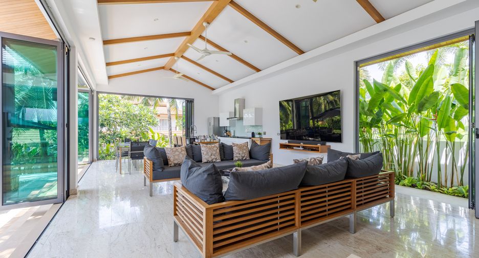 For sale 4 bedrooms villa in Mueang Phuket, Phuket