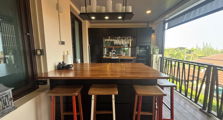 For rent 5 bedrooms villa in Hua Hin, Prachuap Khiri Khan