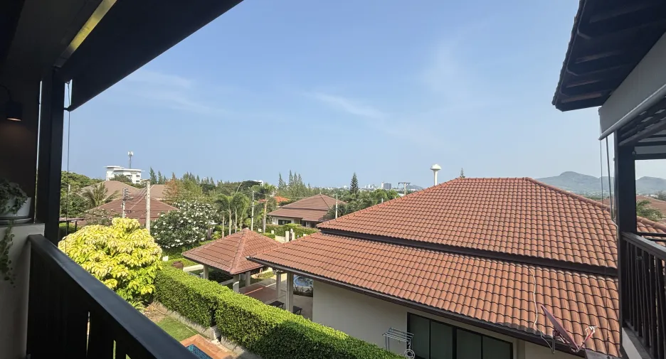 For rent 5 bedrooms villa in Hua Hin, Prachuap Khiri Khan