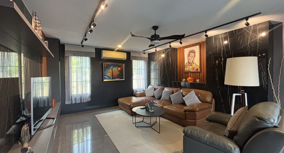 For rent 5 bedrooms villa in Hua Hin, Prachuap Khiri Khan
