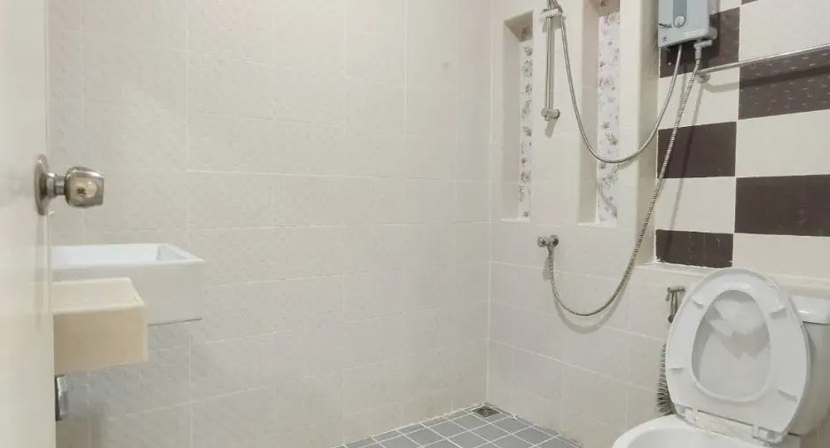 Casa en venta de 3 habitaciones en Ban Chang, Rayong