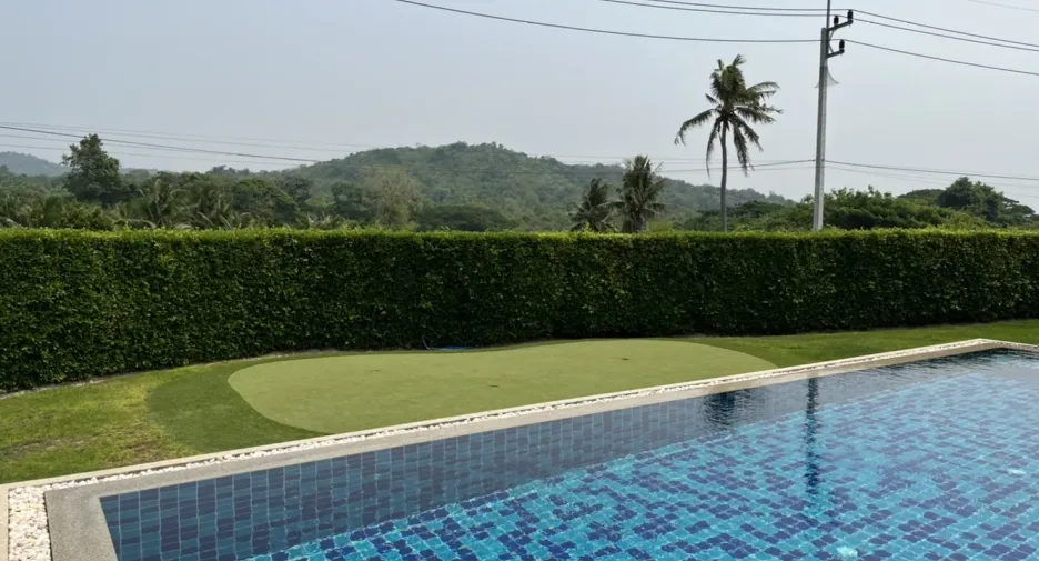 For sale and for rent 4 bedrooms villa in Hua Hin, Prachuap Khiri Khan