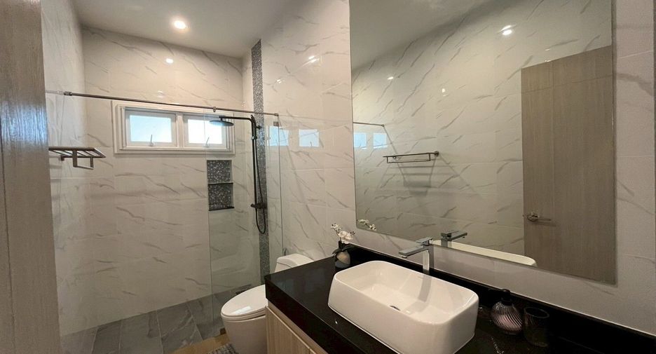 For sale 3 bedrooms villa in Hua Hin, Prachuap Khiri Khan