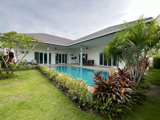 Villa zum Kauf mit 3 Zimmer in Hua Hin, Prachuap Khiri Khan