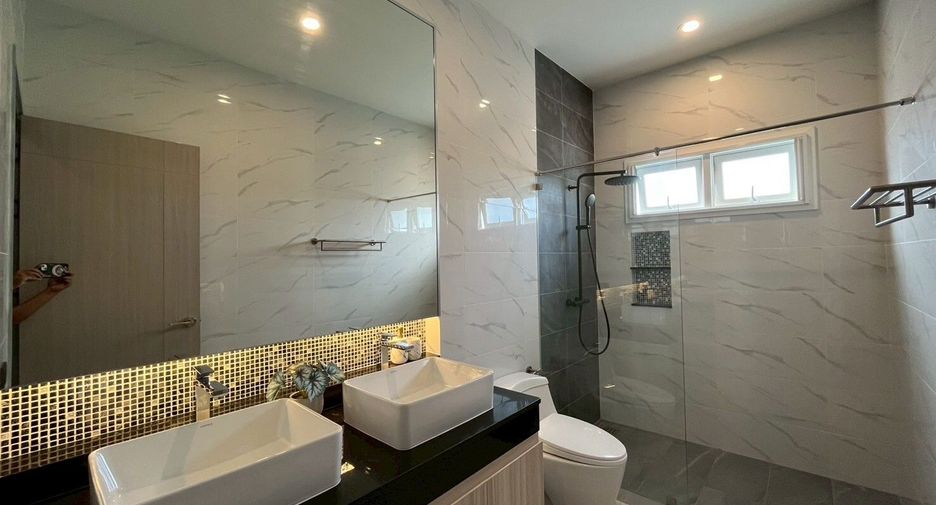 For sale 3 bedrooms villa in Hua Hin, Prachuap Khiri Khan