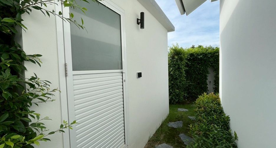 For sale 3 bedrooms villa in Hua Hin, Prachuap Khiri Khan