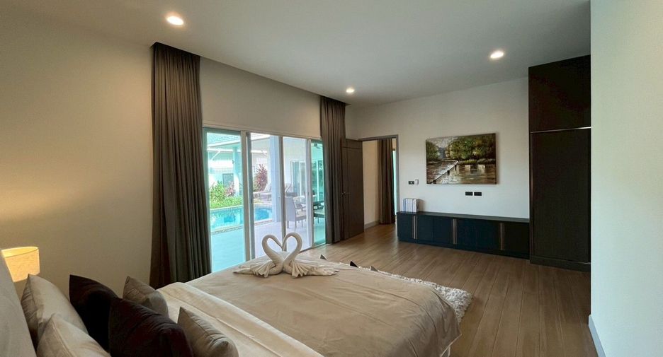 For sale 3 bedrooms villa in Hua Hin, Prachuap Khiri Khan