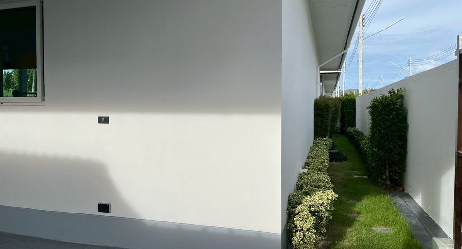 For sale 3 bedrooms villa in Hua Hin, Prachuap Khiri Khan