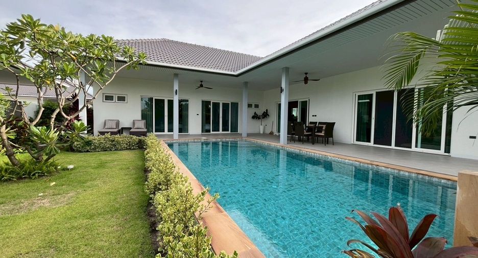 For sale 3 bedrooms villa in Hua Hin, Prachuap Khiri Khan