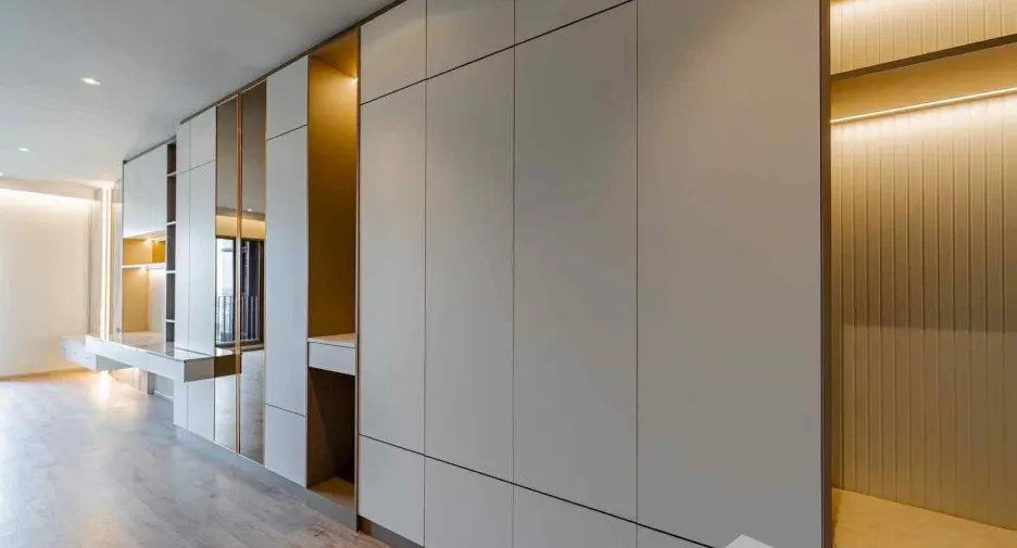 For sale 2 bedrooms condo in Watthana, Bangkok