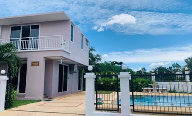 For rent 3 bedrooms villa in Hua Hin, Prachuap Khiri Khan