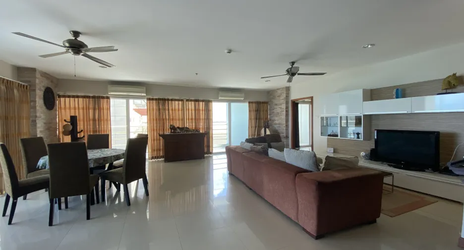 For rent 1 bed condo in Bang Lamung, Chonburi