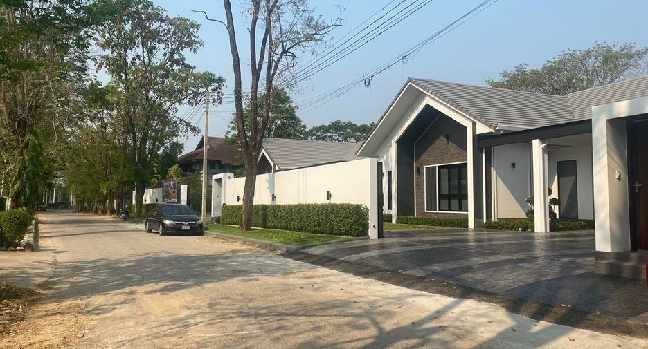 For sale 4 bedrooms villa in Mueang Chiang Mai, Chiang Mai