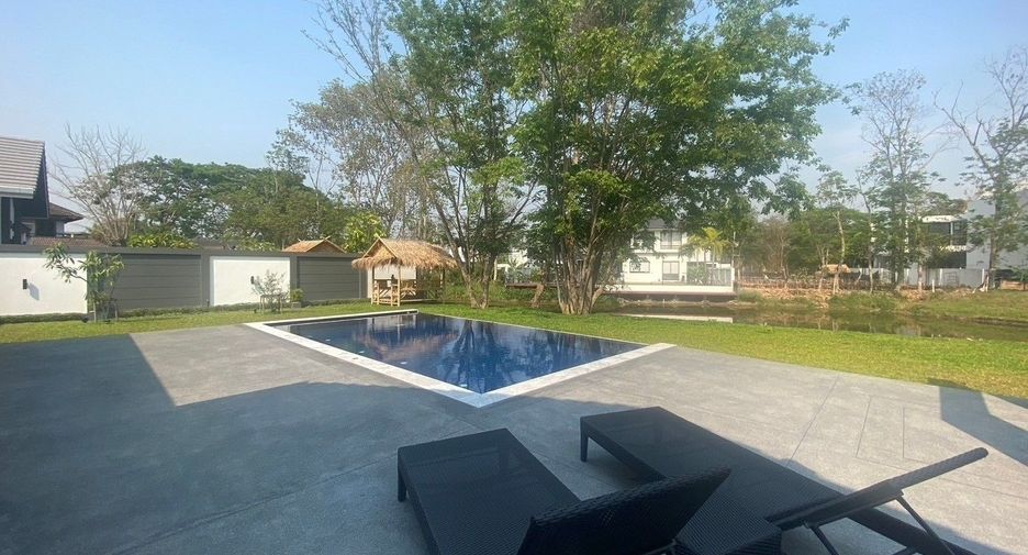 For sale 4 bedrooms villa in Mueang Chiang Mai, Chiang Mai