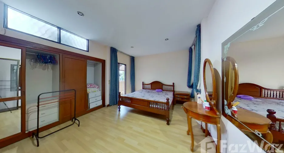 For sale and for rent 4 bedrooms house in Mueang Chiang Mai, Chiang Mai