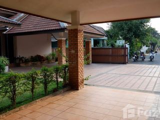 À vendre et à louer 4 chambres maison à Mueang Chiang Mai, Chiang Mai