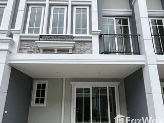 出租 4 卧室 联排别墅 在 Mueang Chiang Mai, Chiang Mai