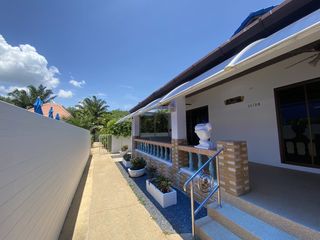 For rent 3 bedrooms villa in Mueang Phuket, Phuket