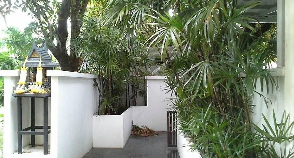 Villa zum Kauf mit 6 Zimmer in Watthana, Bangkok