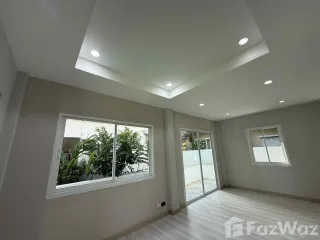 For sale 4 bedrooms house in Thung Khru, Bangkok