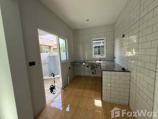 Haus zum Kauf mit 4 Zimmer in Thung Khru, Bangkok