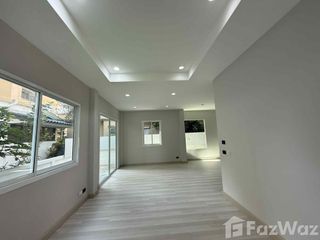 For sale 4 bedrooms house in Thung Khru, Bangkok