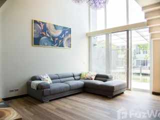 For rent 3 bedrooms townhouse in Mueang Phuket, Phuket