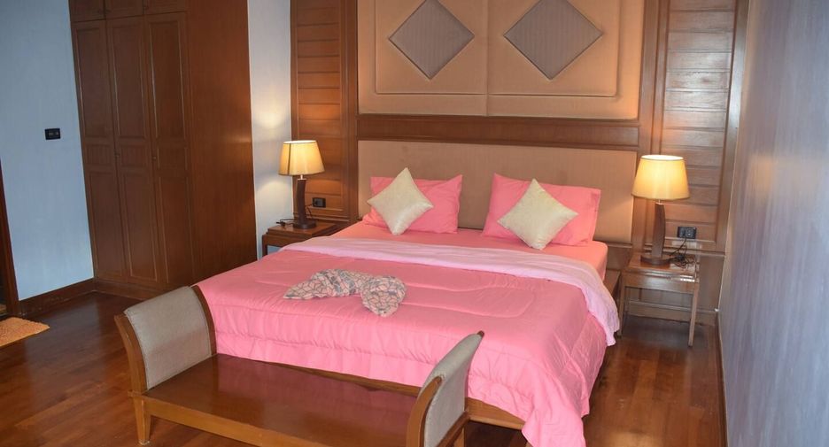 For sale 4 ベッドルーム villa in Mueang Phuket, Phuket