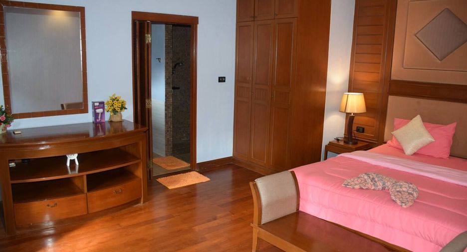 For sale 4 ベッドルーム villa in Mueang Phuket, Phuket