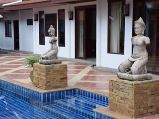 For sale 4 ベッドルーム villa in Mueang Phuket, Phuket