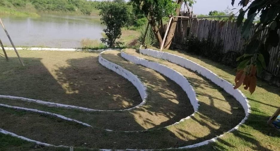 For sale 4 bedrooms house in Doi Lo, Chiang Mai