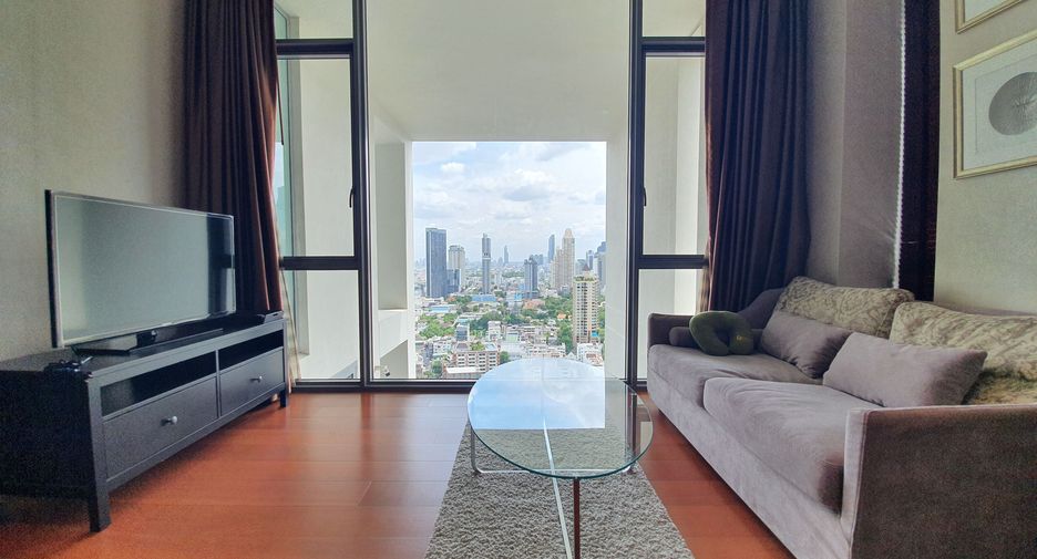 For sale and for rent 3 bedrooms condo in Sathon, Bangkok