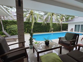 For sale 4 bedrooms villa in Cha Am, Phetchaburi