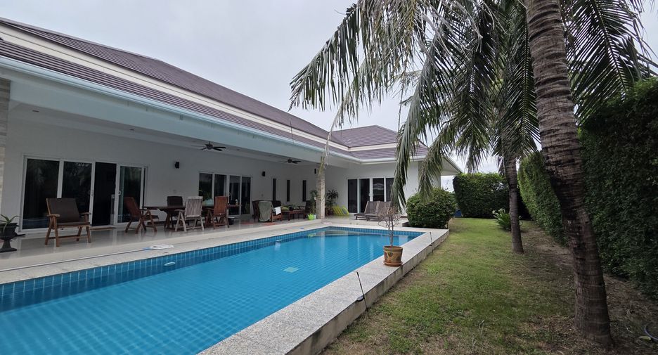 Villa zum Kauf mit 4 Zimmer in Cha Am, Phetchaburi