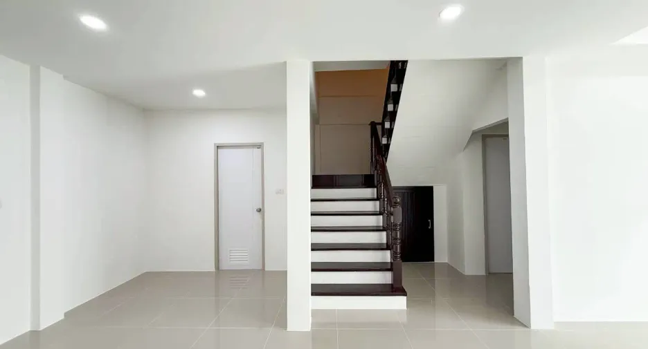 For sale 3 bedrooms townhouse in Mueang Phuket, Phuket