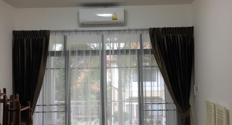 À vendre 4 chambres maison à Saraphi, Chiang Mai