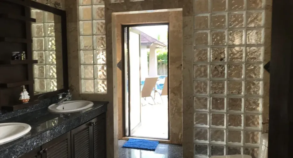 For rent 3 bedrooms villa in Thalang, Phuket