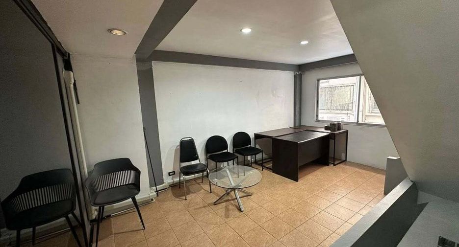 Büro zum Kauf und zur Miete mit 4 Zimmer in Wang Thonglang, Bangkok
