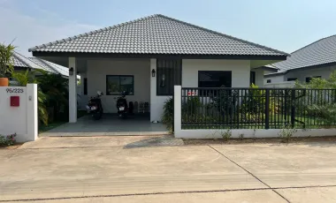 出售 3 卧室 独立屋 在 Bang Lamung, Chon Buri