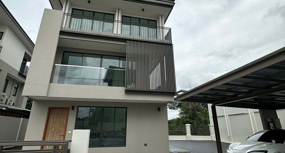 For sale 4 bedrooms house in Prawet, Bangkok