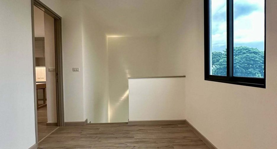 For sale 4 bedrooms house in Prawet, Bangkok