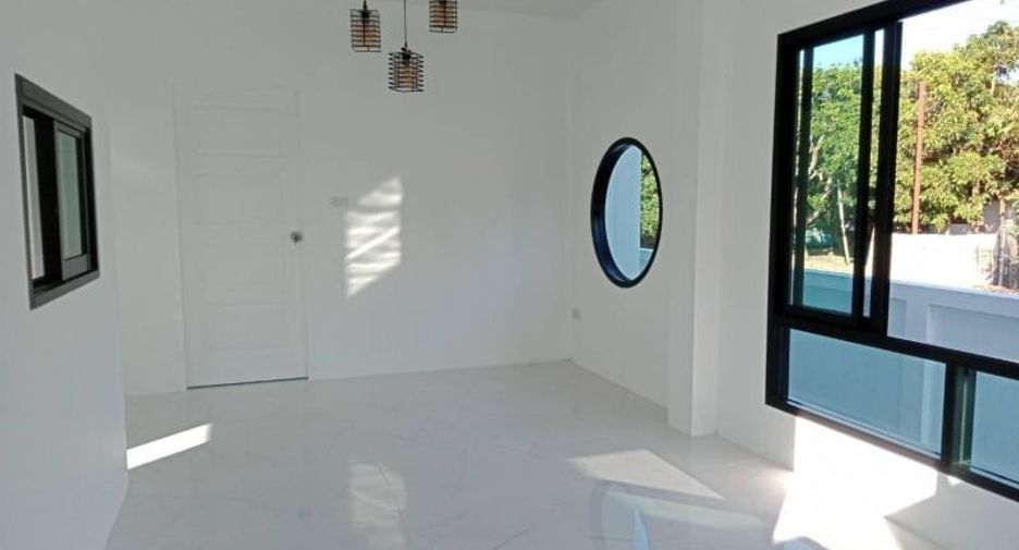 For sale 2 bedrooms house in Saraphi, Chiang Mai