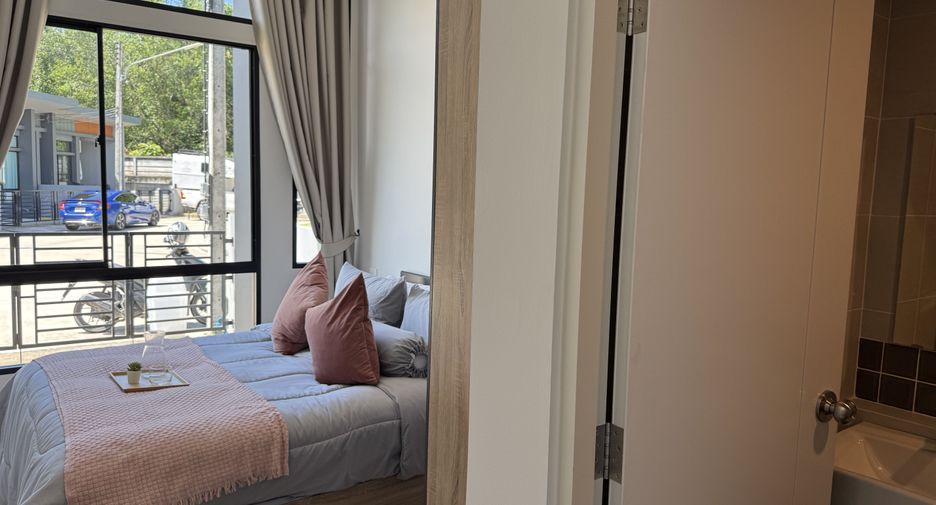For rent 2 bedrooms townhouse in Thalang, Phuket