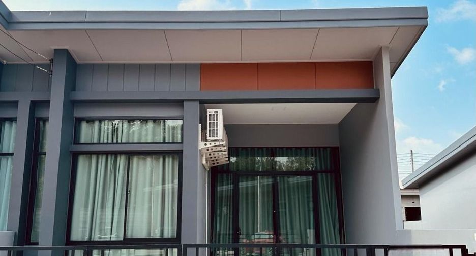For rent 2 bedrooms townhouse in Thalang, Phuket