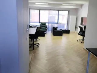 Продажа и аренда 6 спальни таунхаус в Пхра Кханонг, Бангкок